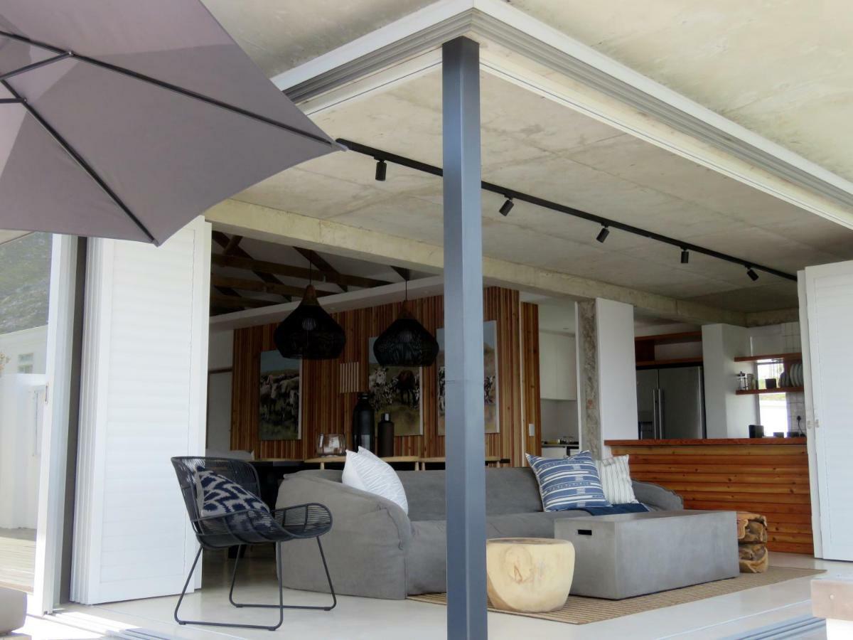 Troon Beach Cottage Hermanus Eksteriør billede