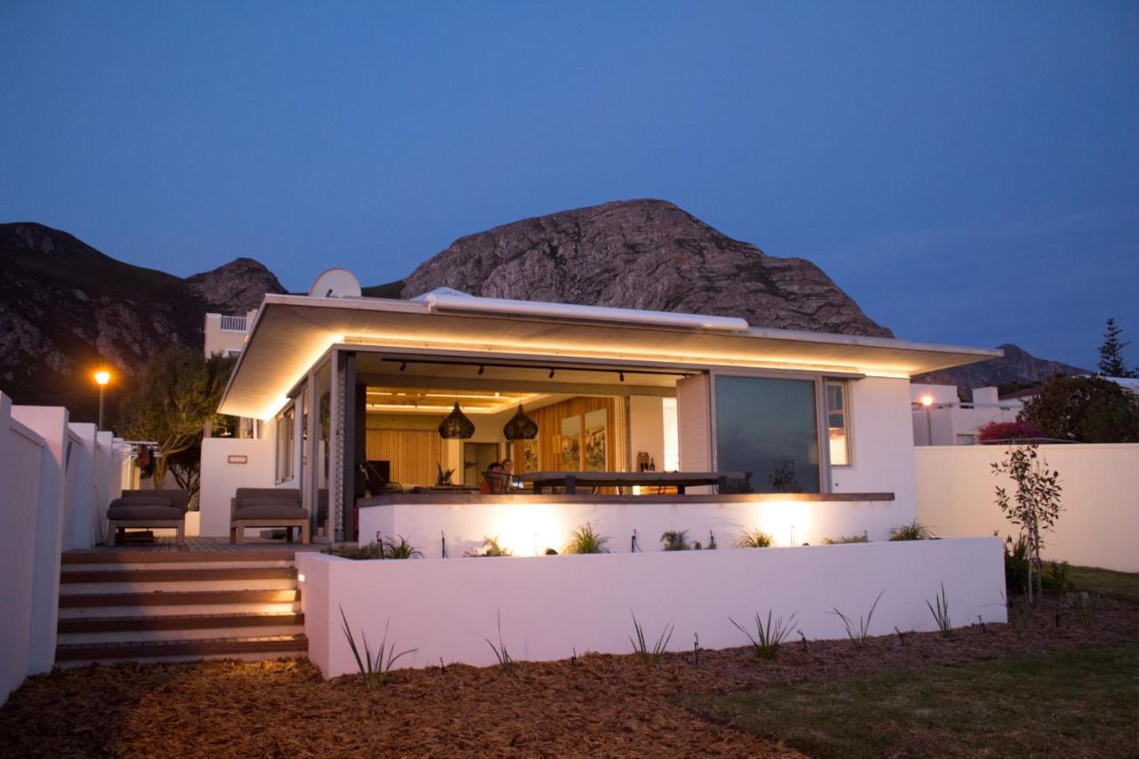 Troon Beach Cottage Hermanus Eksteriør billede